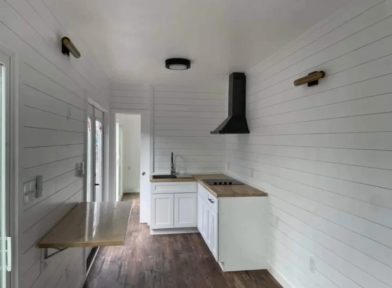 Customized 40ft Shipping Container Made into Luxurious 1 Bedroom. - Image 4